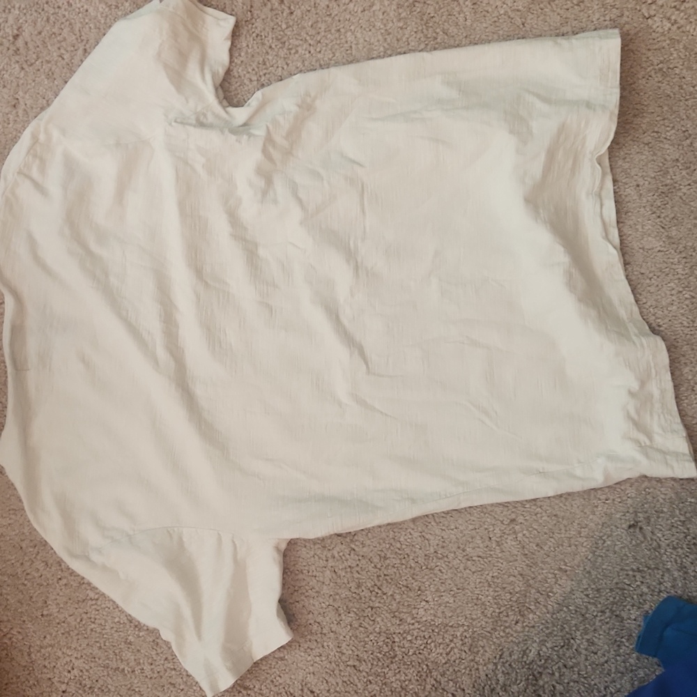 Shirt - Picture 2 of 4